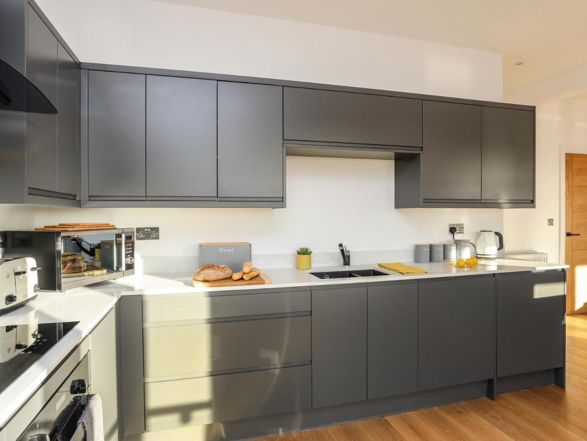 Апартаменты Bryn Min Manton Penthouse Карнарвон Экстерьер фото
