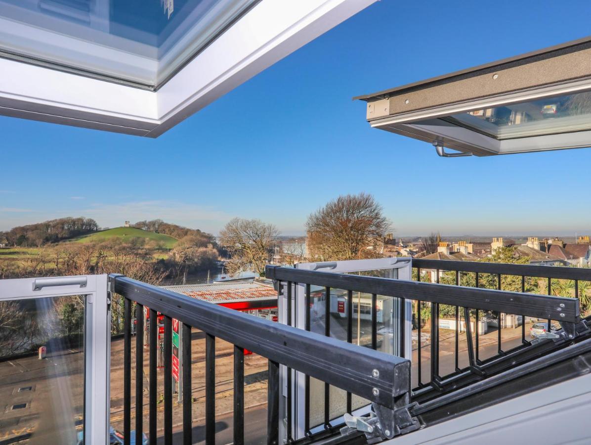 Апартаменты Bryn Min Manton Penthouse Карнарвон Экстерьер фото