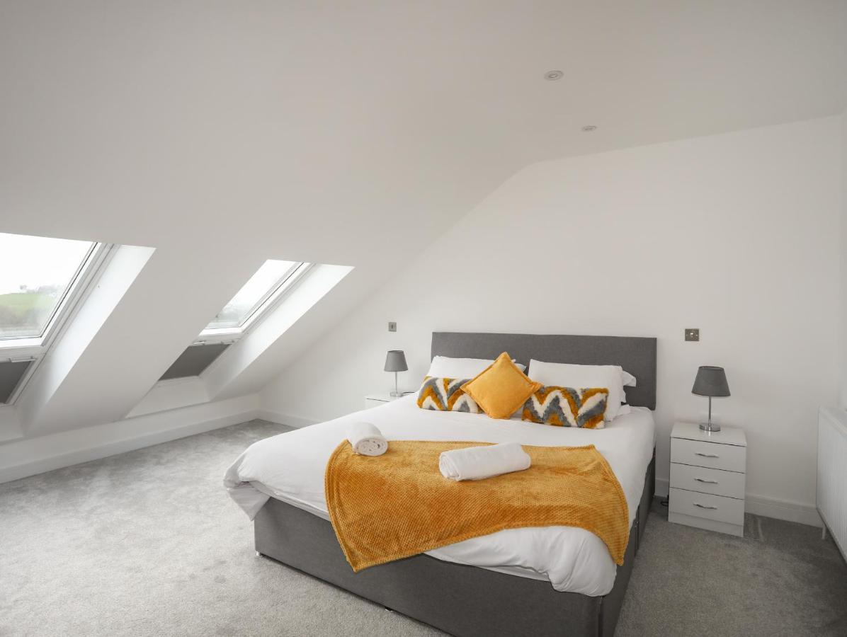 Апартаменты Bryn Min Manton Penthouse Карнарвон Экстерьер фото